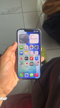 iPhone 13