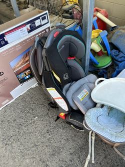 2 Car Seats Hardly Used