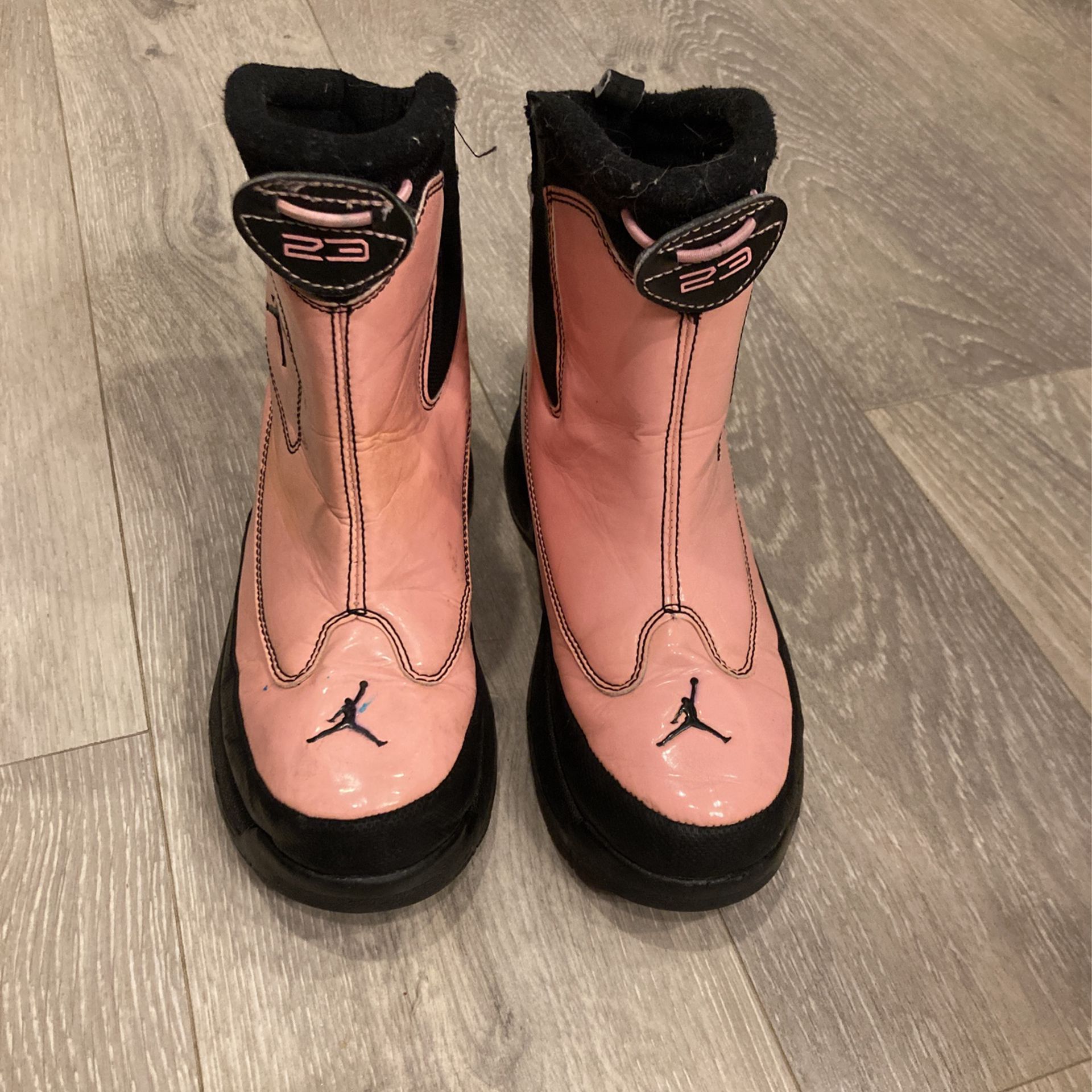 Jordan Pink Boots 
