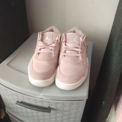 Nike Air Jordan 4 RM