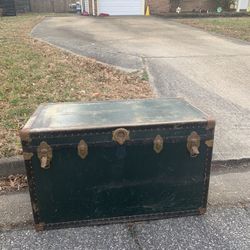 Vintage Military Foot Locker W/wood Tray Vulcanized