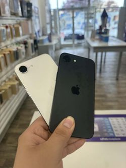 Apple - iPhone 16e 6.1" (T-Mobile) (Premium Pre-owned 128GB | $5 Down | Payment Plans Available