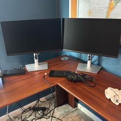 Monitors And Docking Station