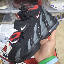 Deion DT Max 96 Falcon Sz 11.5 Used