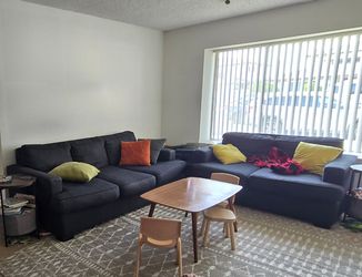 FREE Couch & Loveseat (Pickup 7/28)