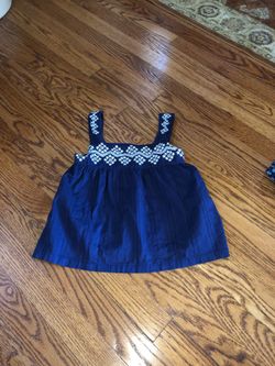 Girls sleeveless shirt size 6 Mar Li Rose