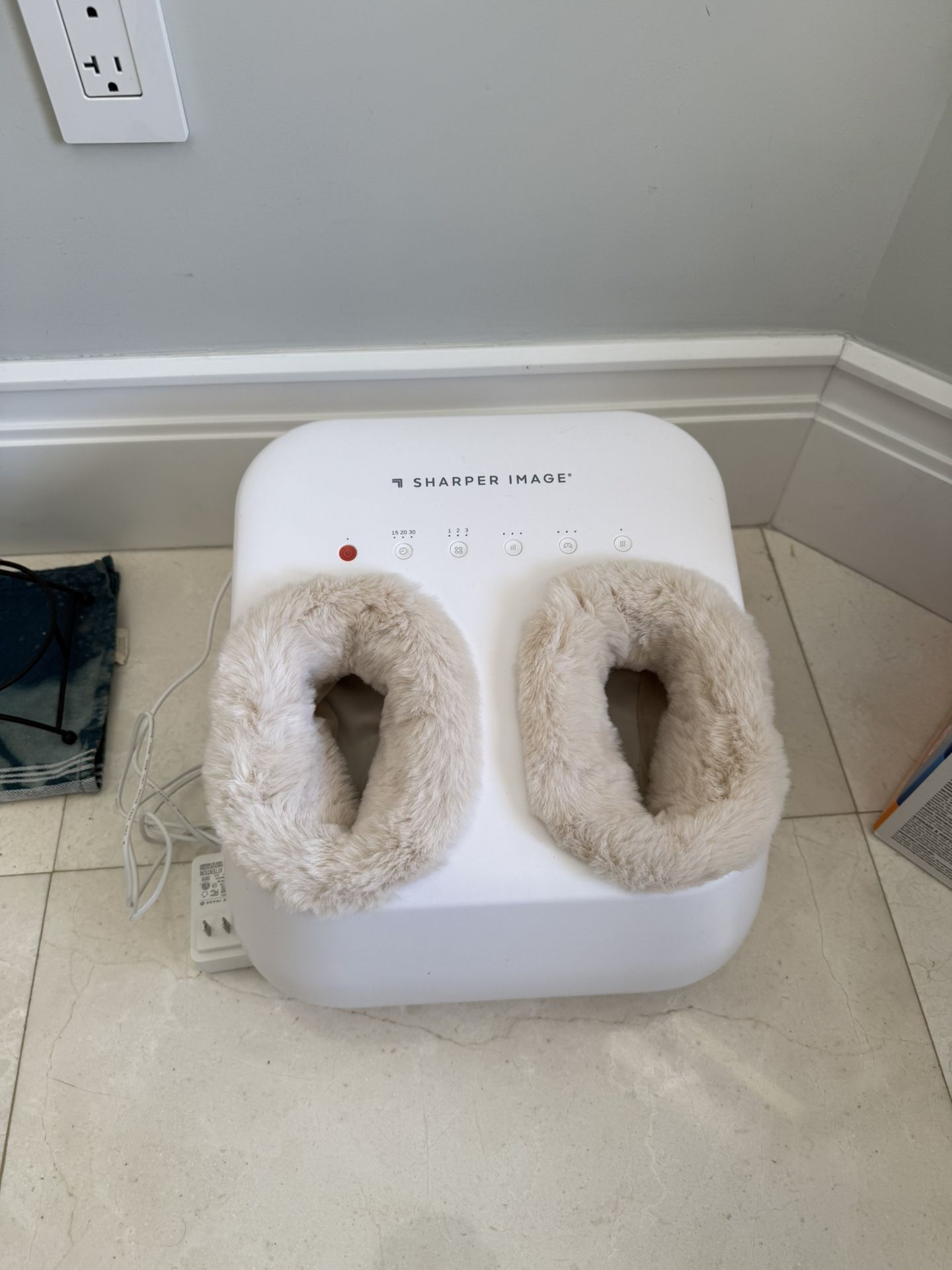 Sharper Image Shiatsu Relax Luxe Foot Massager