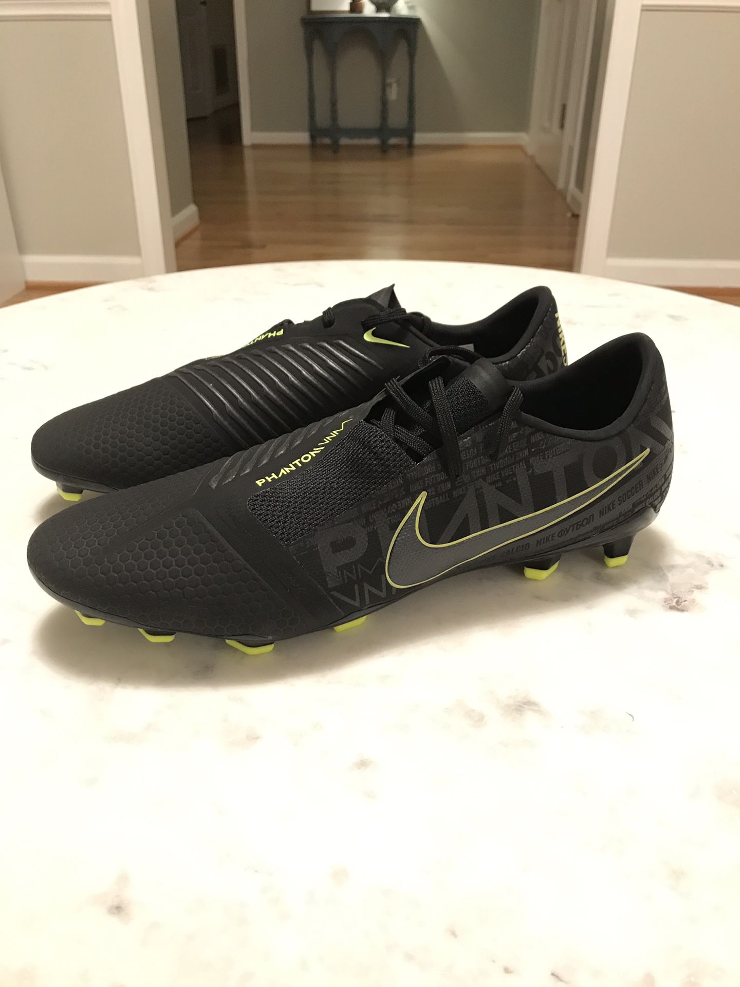 Nike Phantom Venom Pro FG Soccer Cleats Size 12