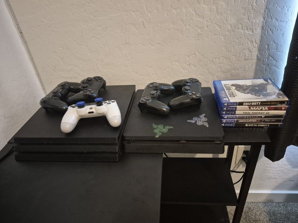 PS4 BUNDLE $200