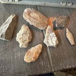 Arrowheads 