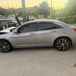 2013 Chrysler 200s *Parts Only*