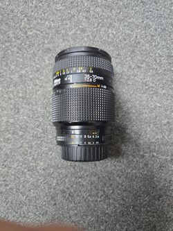 Nikon 35-70 mm 1:2.8 D Lens