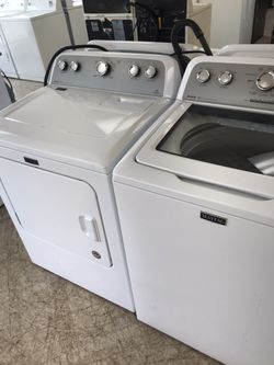 Maytag large tub washer and dryer set!