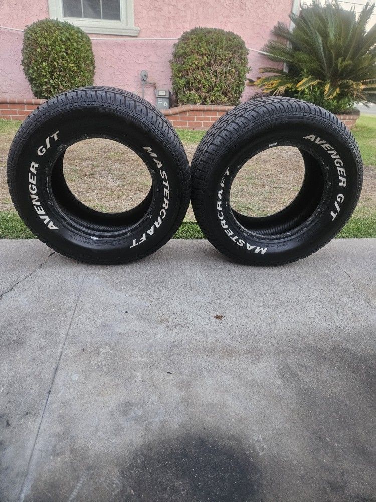 Tengo De Venta Este Par De Llantas Estan Semi Nuevas Muy Limpias No Dan̈os