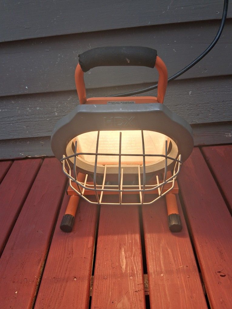 HDX 250-Watt Portable Halogen Work Light Lamp