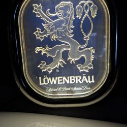 Vintage 17.5" Löwenbräu Light-Up Beer Sign - Iconic Blue Lion Bar Display Decor