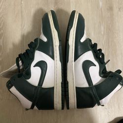 Nike Dunks