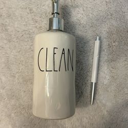 Rae Dunn soap dispenser 
