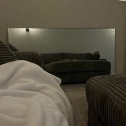 Two 5 X 3 Mirrors Wall