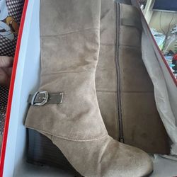 High Boots Women Size 8 1/2