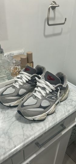 New Balance 9060 Grey Sneakers