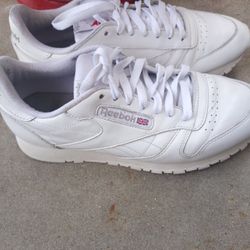 REEBOK SNEAKERS MEN SIZE  9