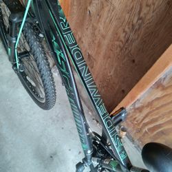 Schwinn Sidewinder 21spd Mountain bike 