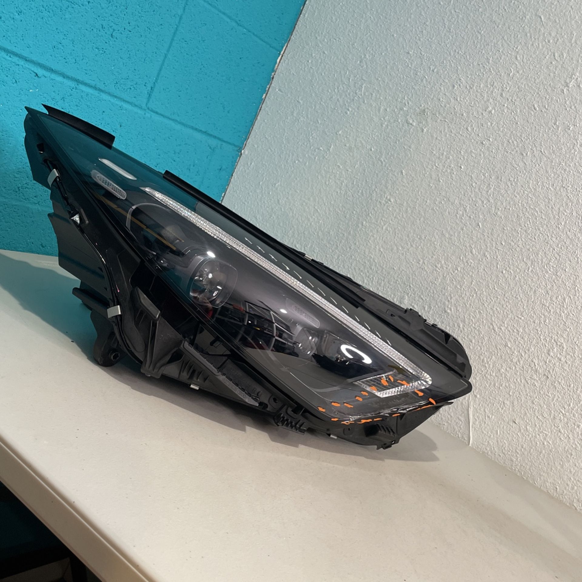 2022 2023 Mercedes Benz R232 SL S255 SLG3 Right Side Headlight