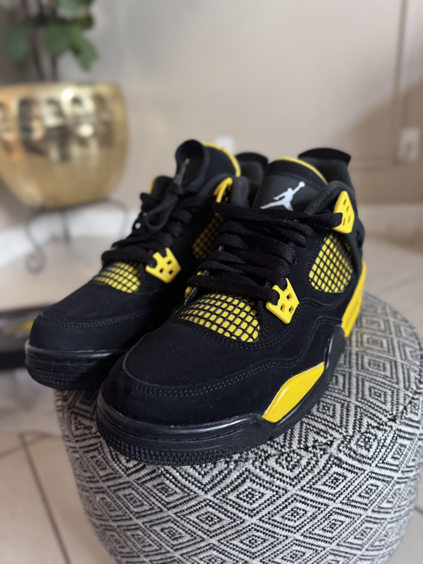 Air Jordan 4 Retro (GS) Black/ White/ Tour Yellow