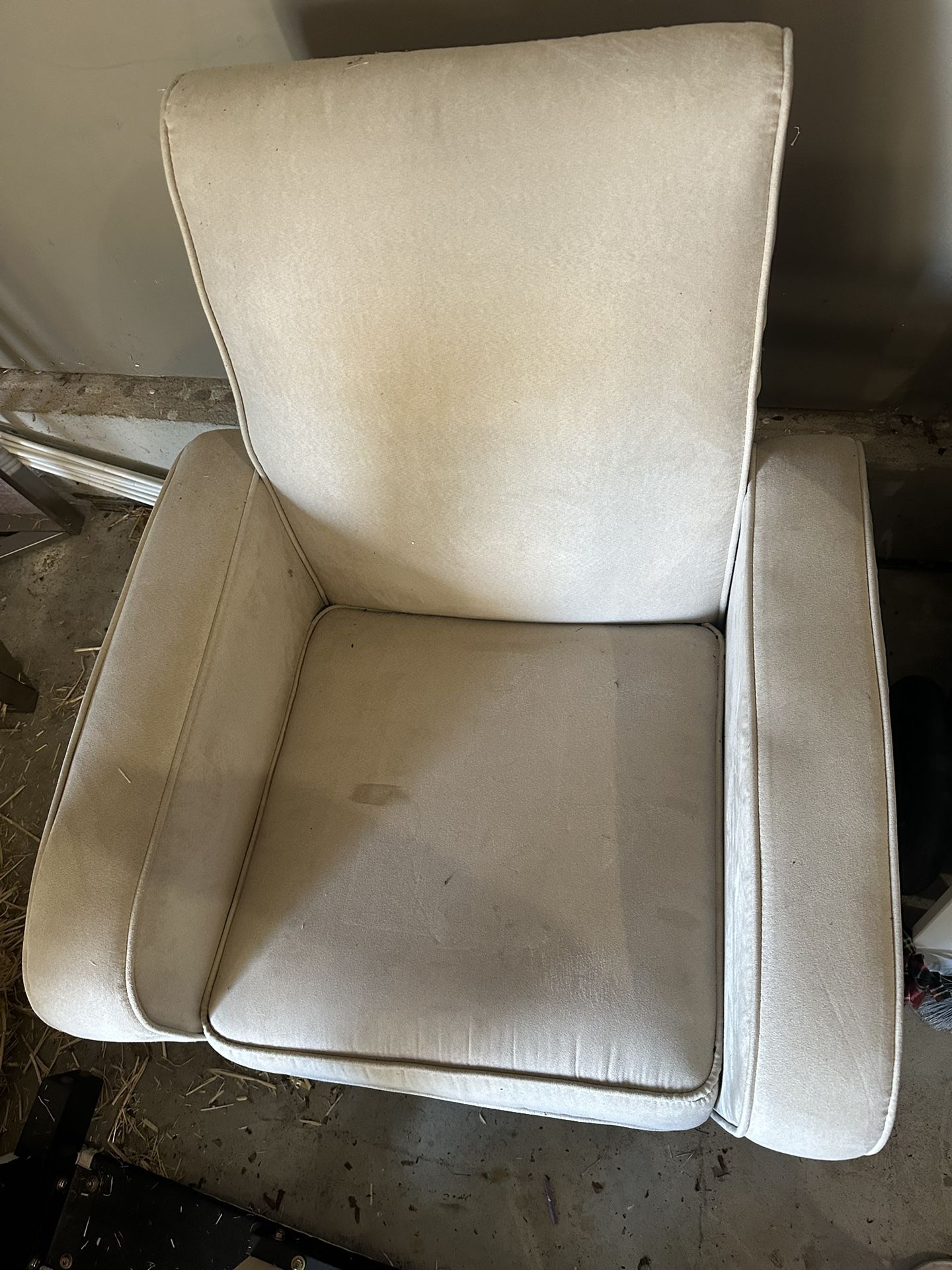 Rocking Chair/Nursery