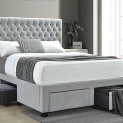 Brand New Light Grey Tufted Storage Bed