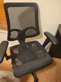 Ergonomic Mesh Office Chair very good conditions