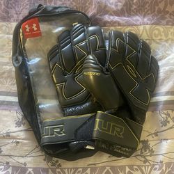 UFC Open Palm Gloves  L/XL