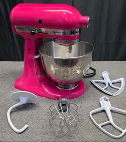 Rare Flamingo Pink Artisan Kitchen Aide Stand Mixer With Bowl And Attachments