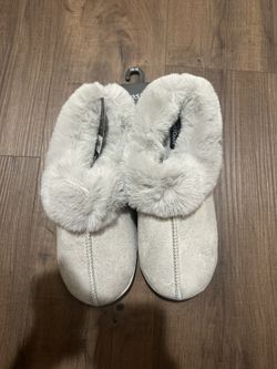 Cuddl Duds Women’s Slippers NWT Size 9-10