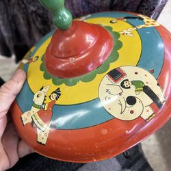 Rare Unique Vintage Colorful Asian Theme Play Spinning top
