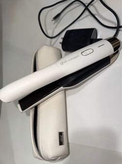 ghd Unplugged Cordless Flat Iron