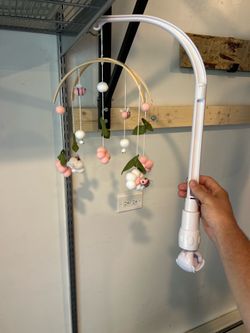 Baby Crib Mobile Toy Hanger