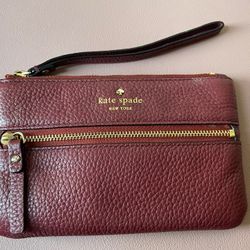 Kate spade wristlet 