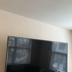 LG 75” TV + LG Sound Bar – Mint Condition