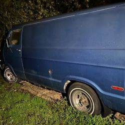 1975 Dodge Tradesman Van