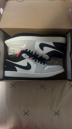 Air Jordan 1 Low Shoes