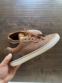 Levi’s Brown Leather Shoes size 9.5