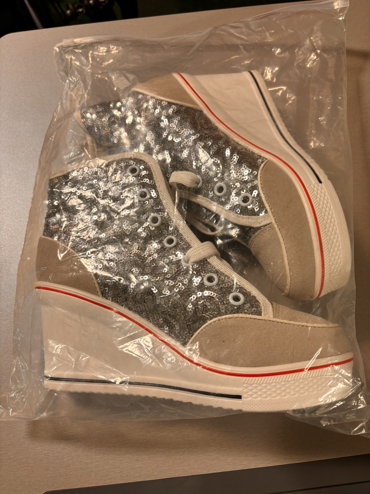 New/Unused  Women’s Canvas, High Heeled, Bling Casual Sho