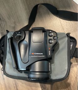 Vintage Chinon auto zoom Genesis III camera