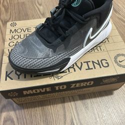 Nikes Sneakers New 