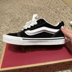 knu skool vans