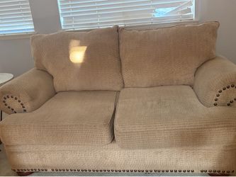Sofa & loveseat