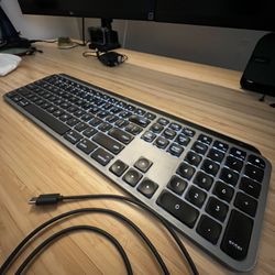 Logitech MX Keys - Backlit Wireless Bluetooth Keyboard Silver