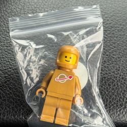 Authentic LEGO Classic Space Astronaut Minifigure Pearl Gold